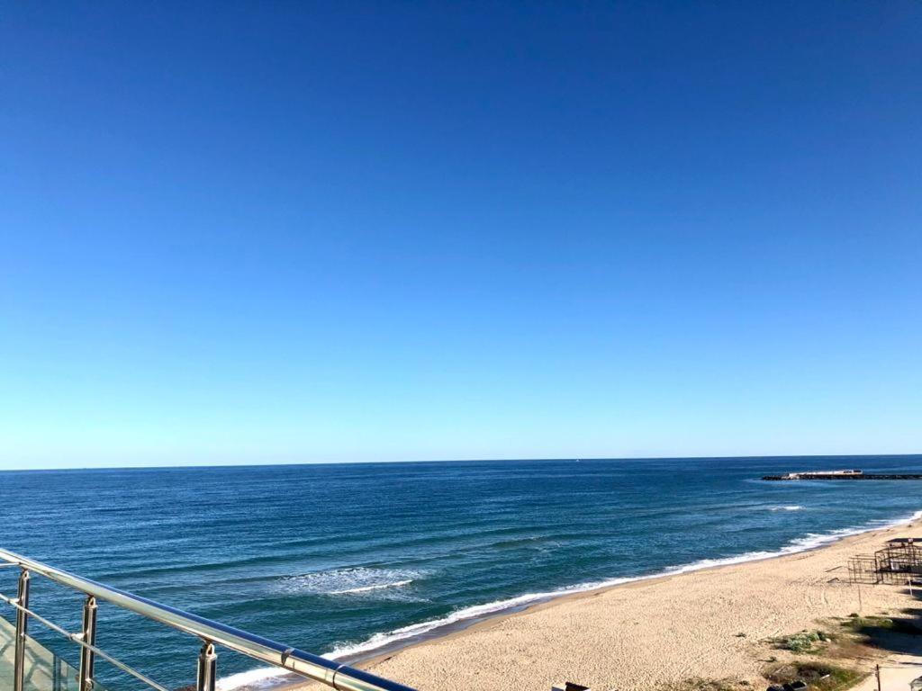 Beach Apartment No 17 سينتس قسطنطين وهيلينا المظهر الخارجي الصورة